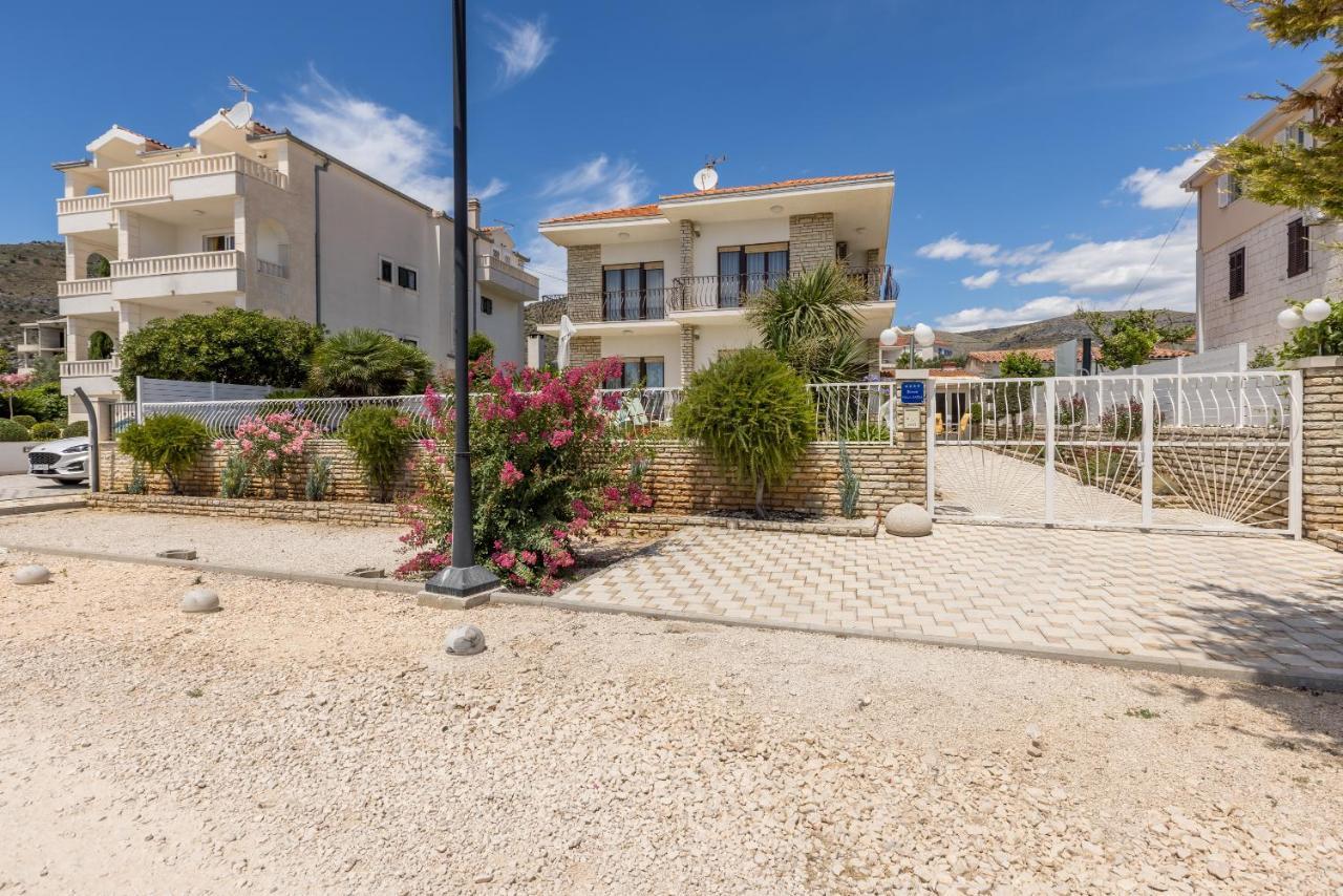 Villa Ratka Τρογκίρ Εξωτερικό φωτογραφία